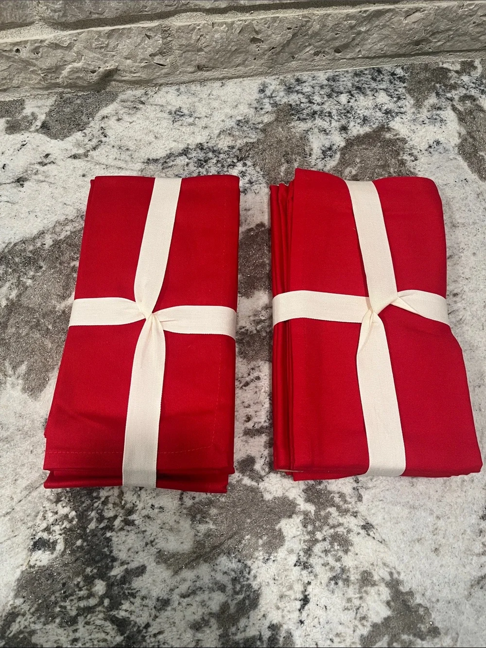 NEW Set of 8 Pier 1 Red Napkins